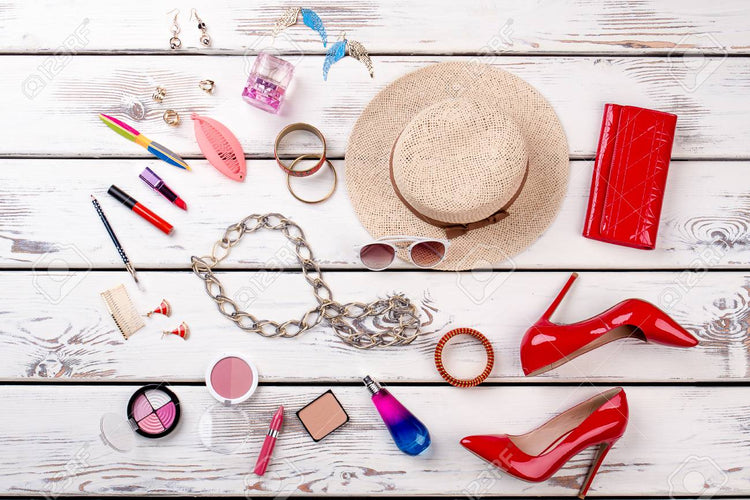 Women`s Essentials